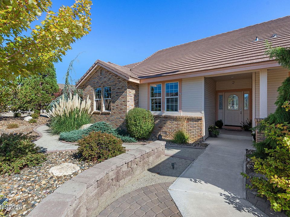 1st image of 306 San Roma Dr