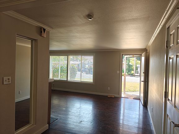 2nd image of 3710 S 192nd St