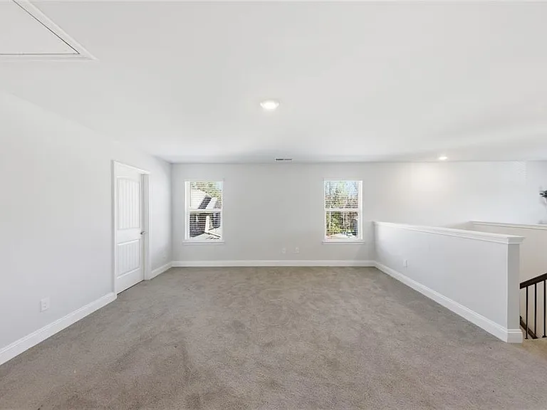 1861 Abbey Rd — Photo 11
