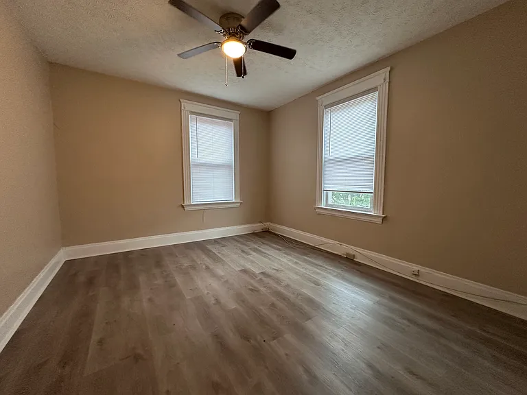 2360 Victor St #2 — Photo 9