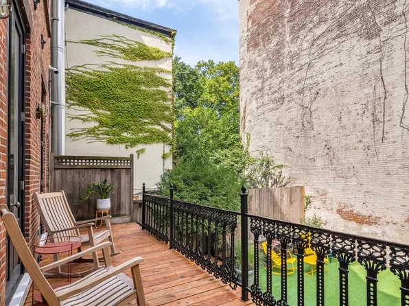 19 Cranberry Street image 11 of 20