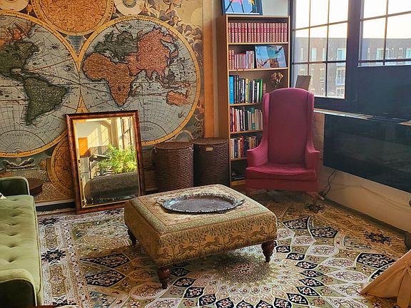 Great entertaining space