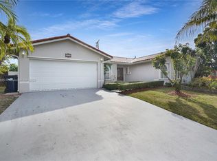 9950 SW 157th St, Miami, FL 33157