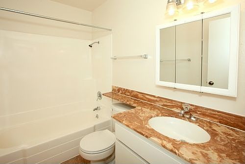5th image of 8633 La Mesa Blvd APT 79