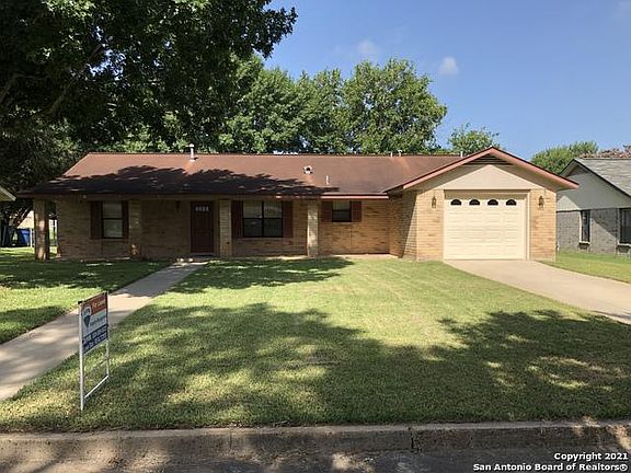 2nd image of 1013 Abilene St