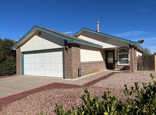 2000 Panda Dr SW, Los Lunas, NM 87031