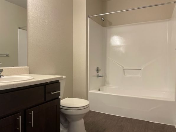 1901 Aquarena Springs Dr #105