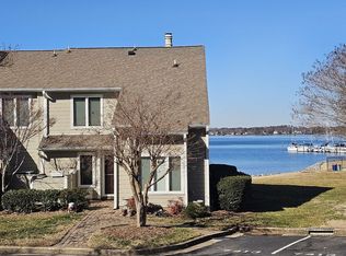 7413 Mariner Cove Dr, Cornelius, NC 28031