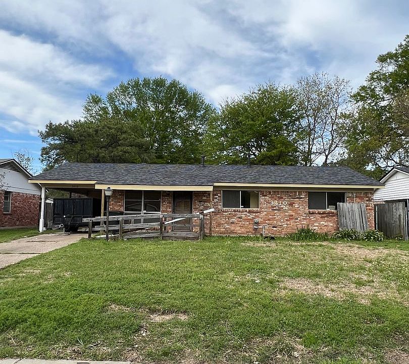 1st image of 3410 Valley View Dr