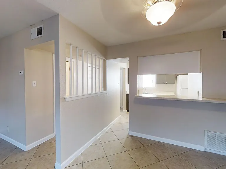 Verano at the Heights Apartments — Photo 53
