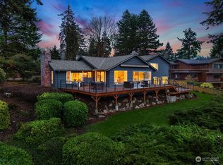 8415 SE 47th St, Mercer Island, WA 98040