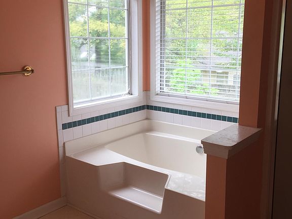 3rd image of 2855 Camelot Woods Dr
