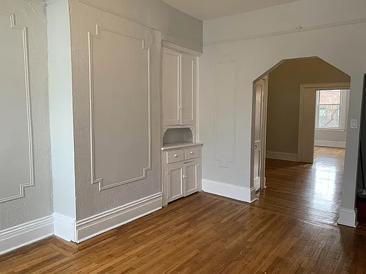 Rented by Avi Realty Manhattan | media 23