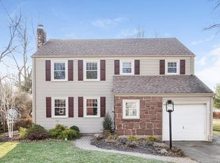 89 Lemay St, West Hartford, CT 06107