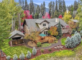 26236 SW Pine Lodge Rd, Camp Sherman, OR 97730