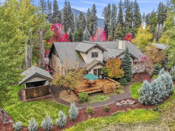 26236 SW Pine Lodge Rd, Camp Sherman, OR 97730