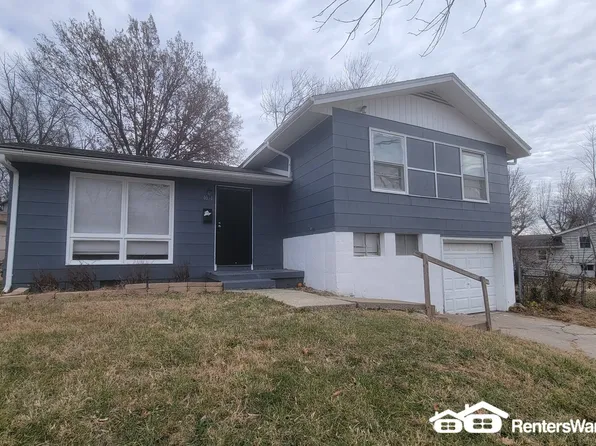 4031 Vineyard Dr, Kansas City, MO 64130