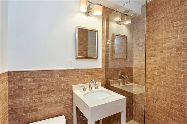 Sold by Citi Habitats | media 4