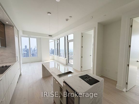 3rd image of 11 Yorkville Ave #5909