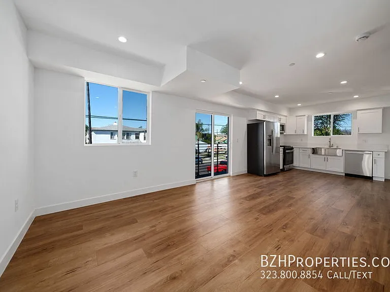 6336 Beck Ave #2 — Photo 5