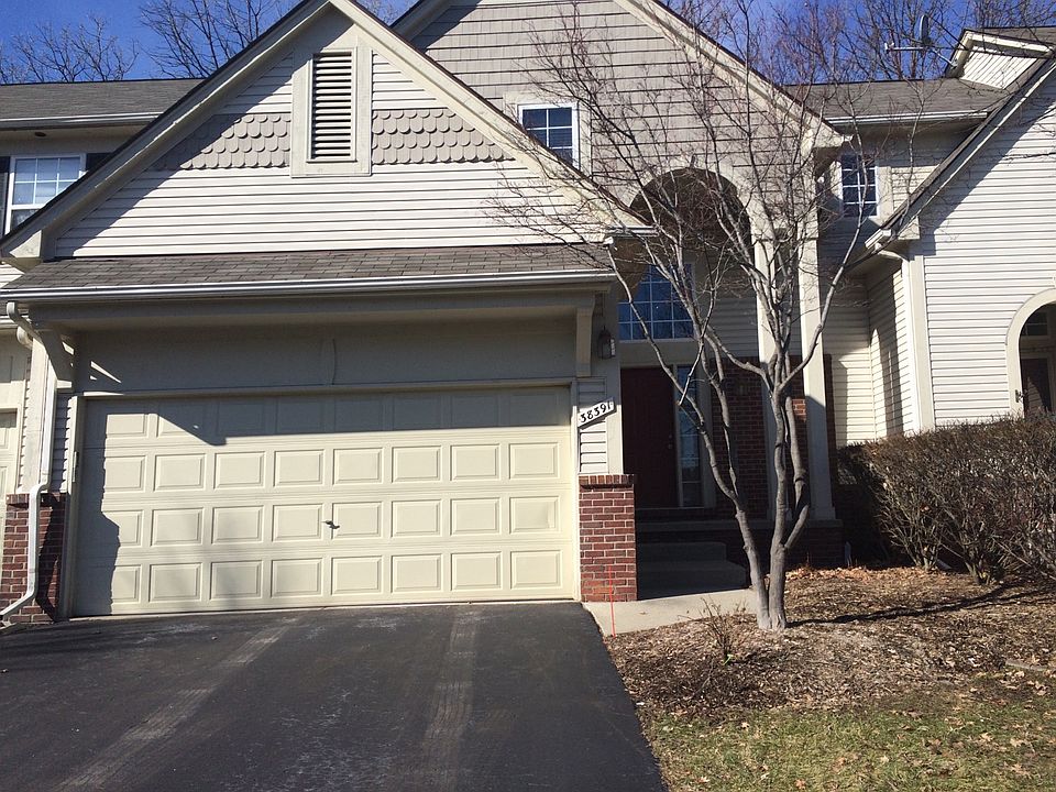 1st image of 38391 Churchill Ln #1