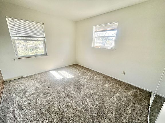 4th image of S69W14921 Cornell Cir #14921