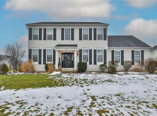 7392 Cedar Rd, Macungie, PA 18062
