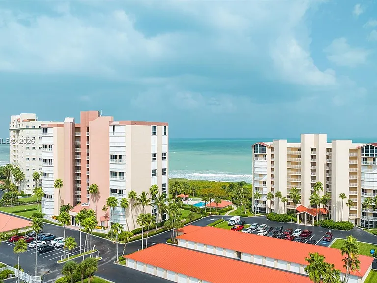 3870 N Highway A1A #405 — Photo 32