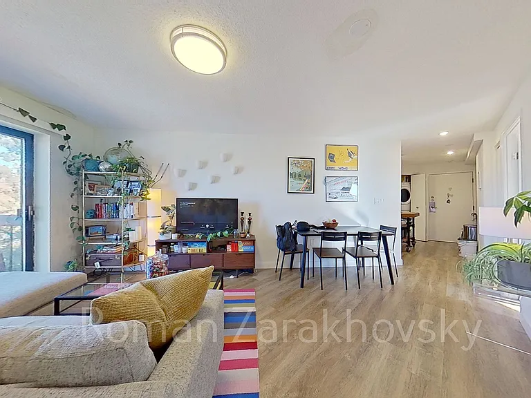 18 Webster Ave #3 — Photo 11