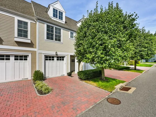 77 Havemeyer Lane #46, Stamford, CT 06902