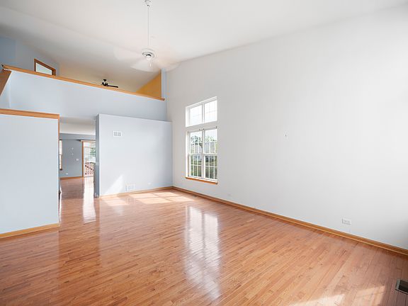 3rd image of 2251 Wilshire Ct