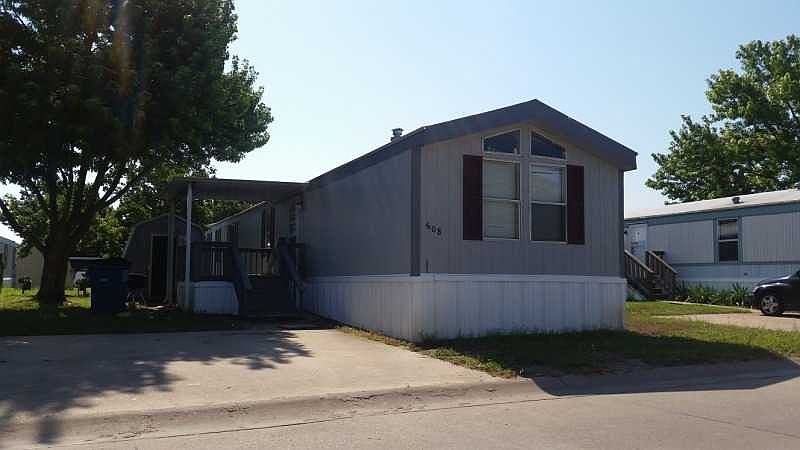 1st image of 608 Ewing Way