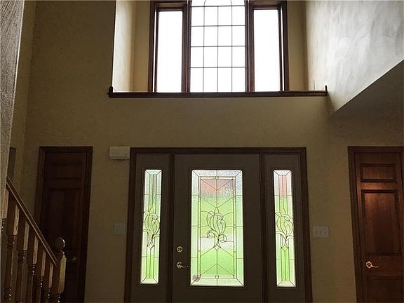5th image of 11020 Belaire Dr