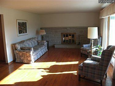 5th image of 521 Cynthia Dr