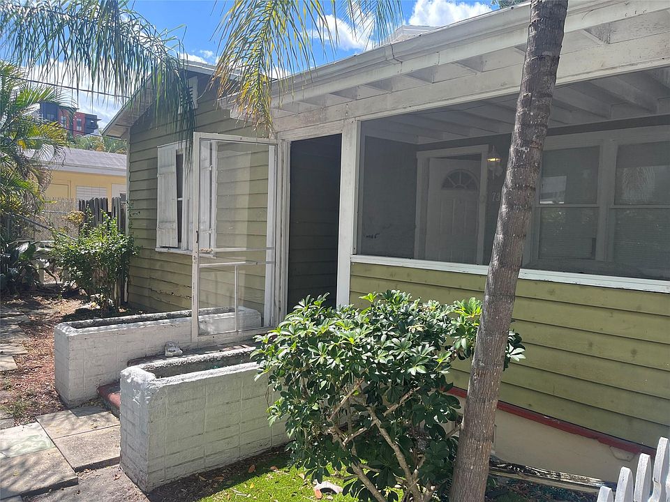 1st image of 739 NE 5th Avenue