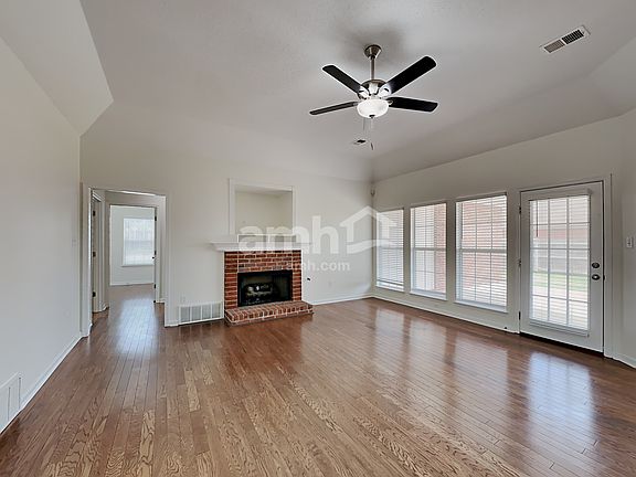 5th image of 5634 Broadway Dr W