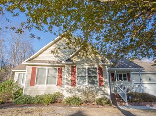 426 Whirlaway Blvd, Sneads Ferry, NC 28460