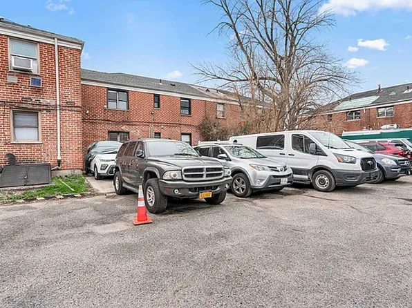 24-41 85th Street image 18 of 19