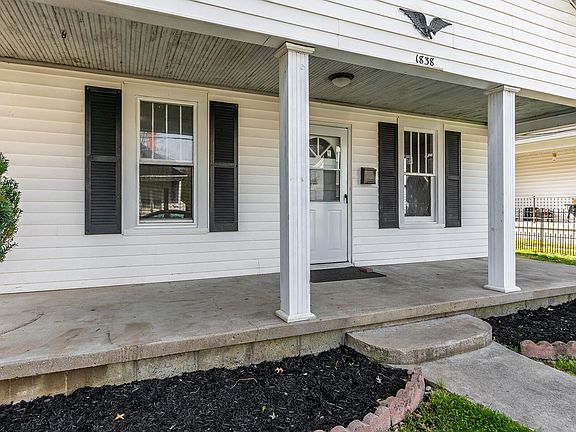 3rd image of 1838 Clifton Ave