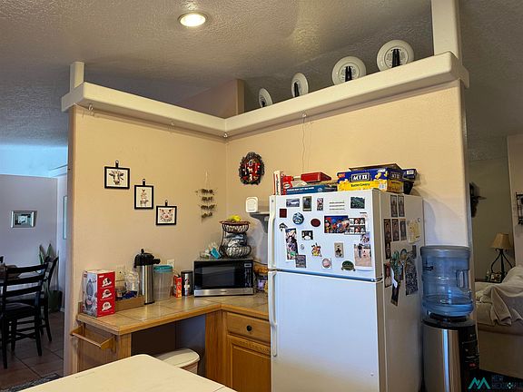 5th image of 3417 Box Canyon Ave