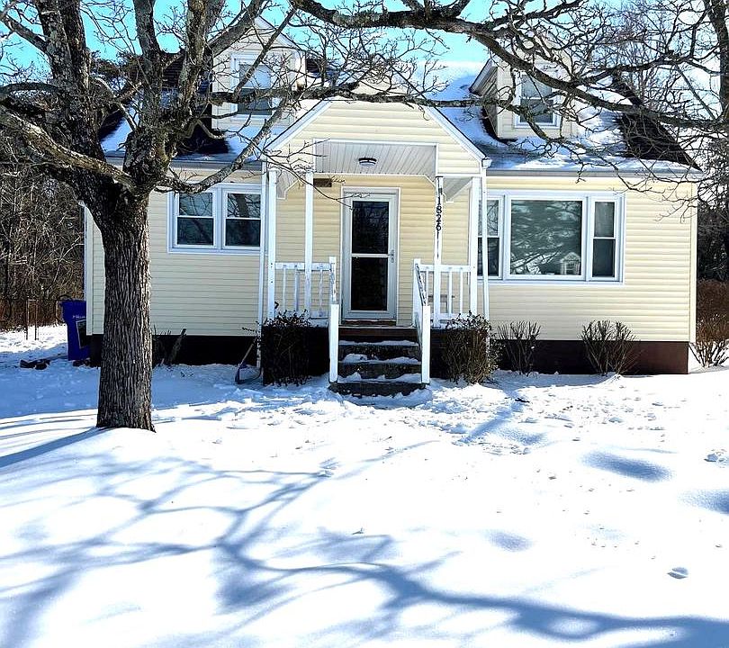 1st image of 1826 Circle Dr
