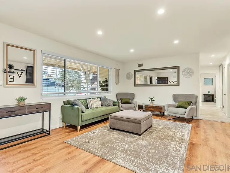 6789 Alamo Way — Photo 3