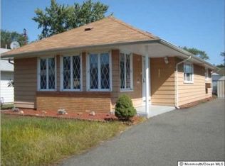 45 Palisades Dr, Toms River, NJ