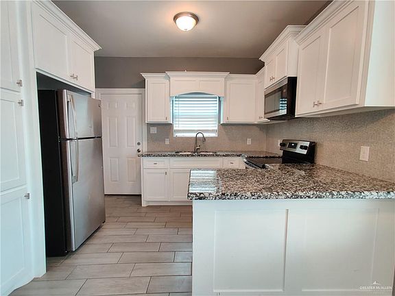3rd image of 5701 Nightingale Ave