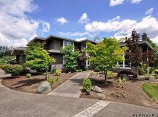 17588 S Fieldstone Ln, Oregon City, OR 97045