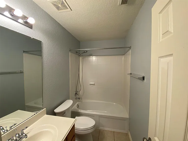 6323 Bennington Springs Dr — Photo 19