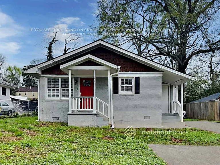 3450 Glenwood Rd — Photo 2