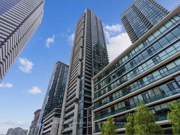 4070 Confederation Pkwy #502, Mississauga, ON L5B 0E9