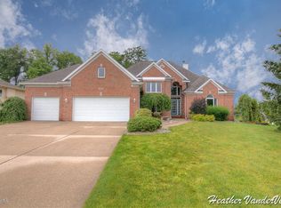 6185 Summerhill Ct, Hudsonville, MI 49426