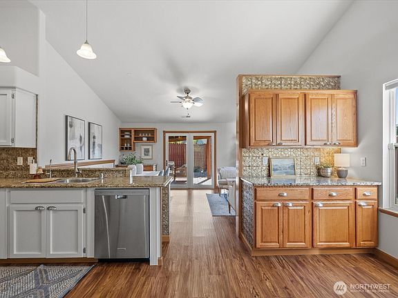 2nd image of 18509 Ballantrae Drive